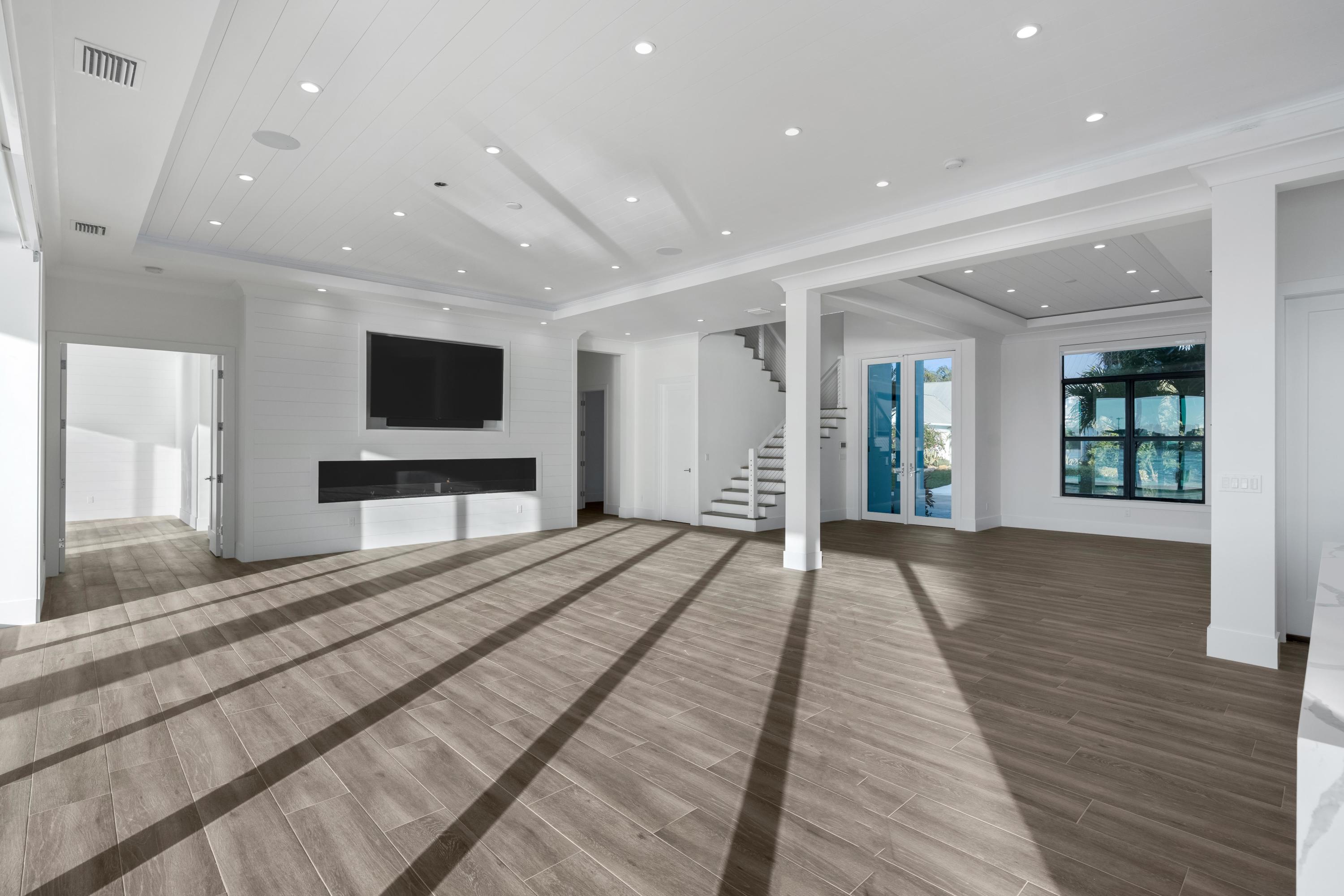 Point Manalapan - Residential
