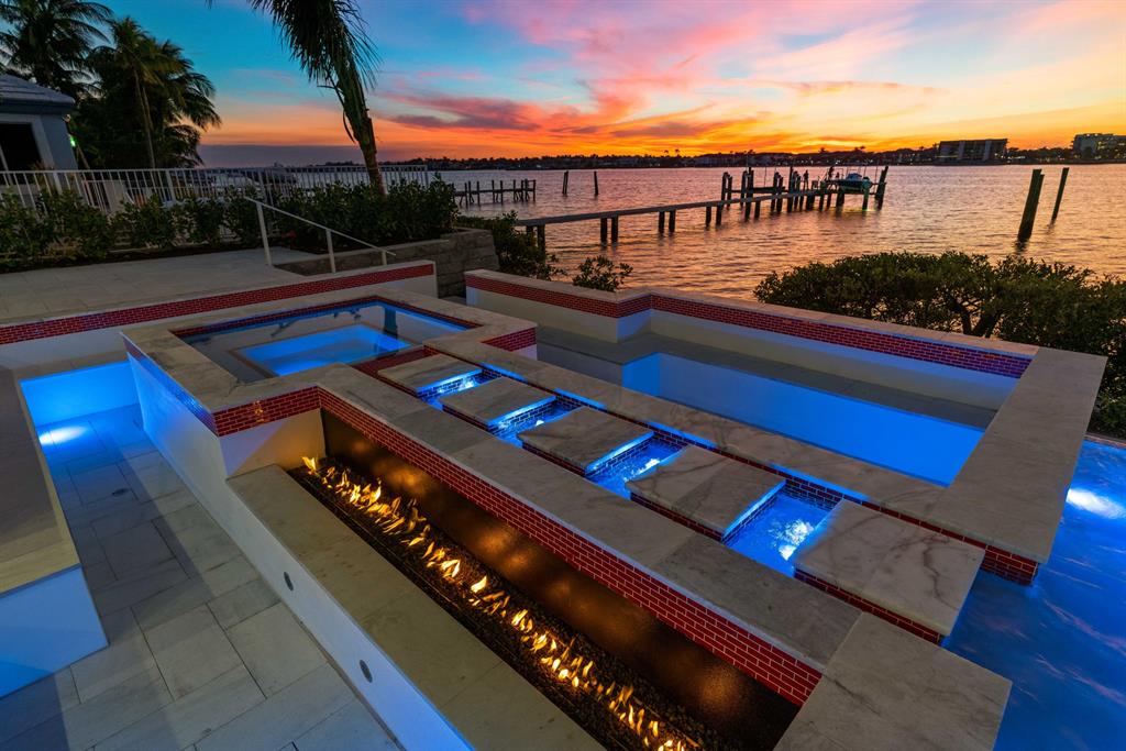 Point Manalapan - Residential