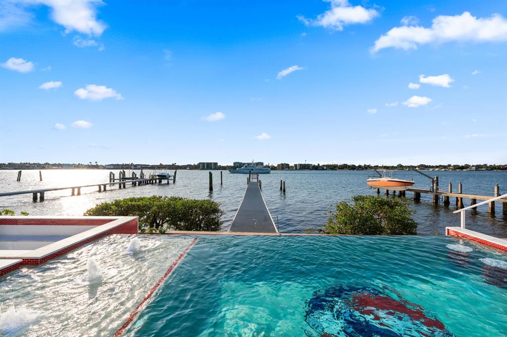 Point Manalapan - Residential