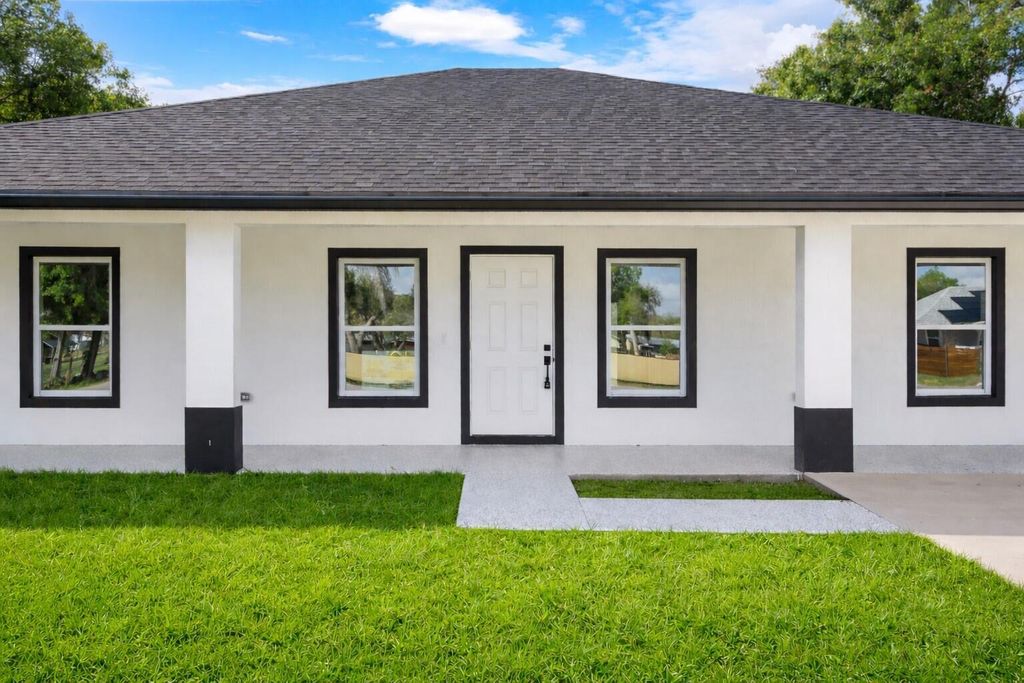 Photo of 21483 NW 262nd Street, Okeechobee, FL 34972 (MLS # B26010395)