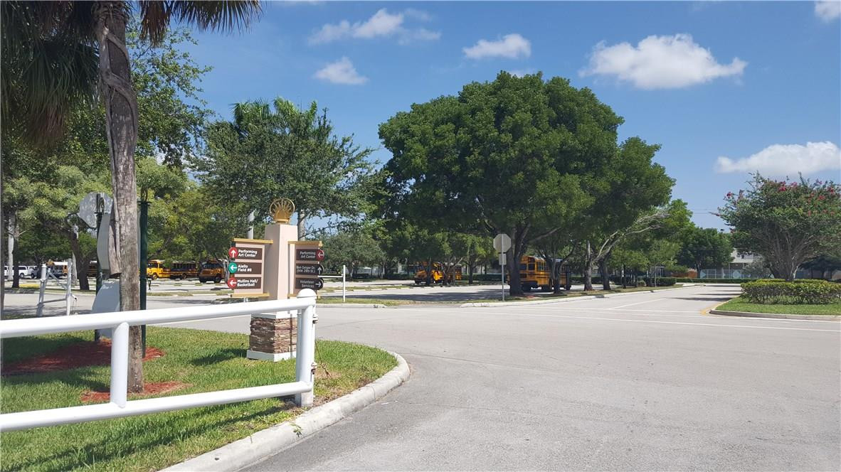 CEDAR BREEE CONDO - Residential