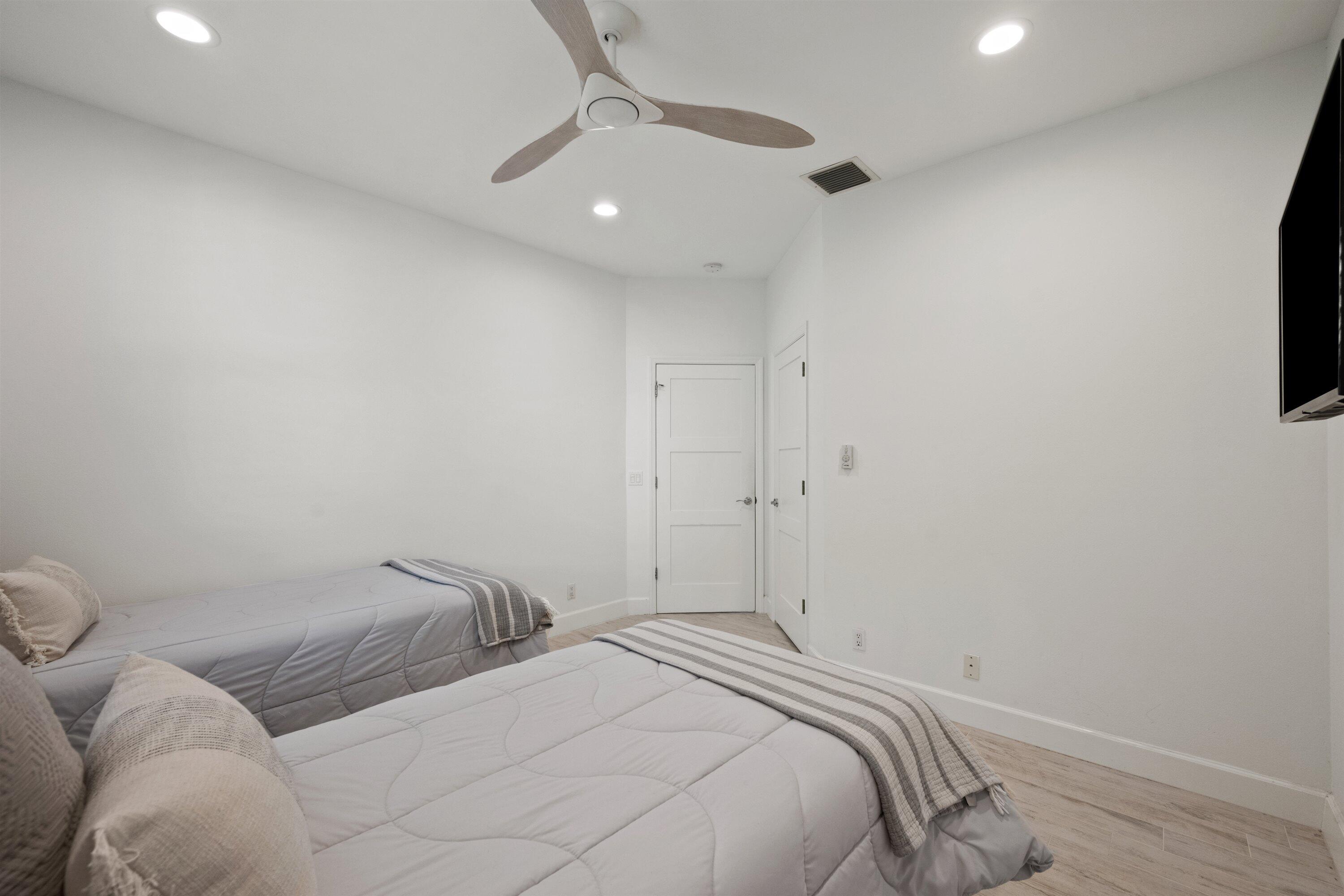 LOXAHATCHEE CLUB AT MAPLEWOOD 6 PH 2 - Residential