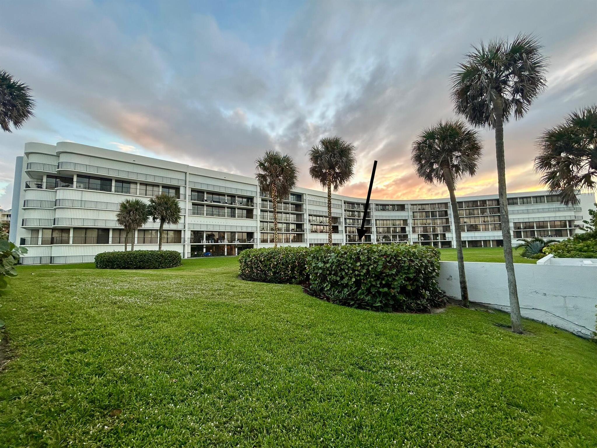 OCEANCREST CONDOMINIUM AP - Residential