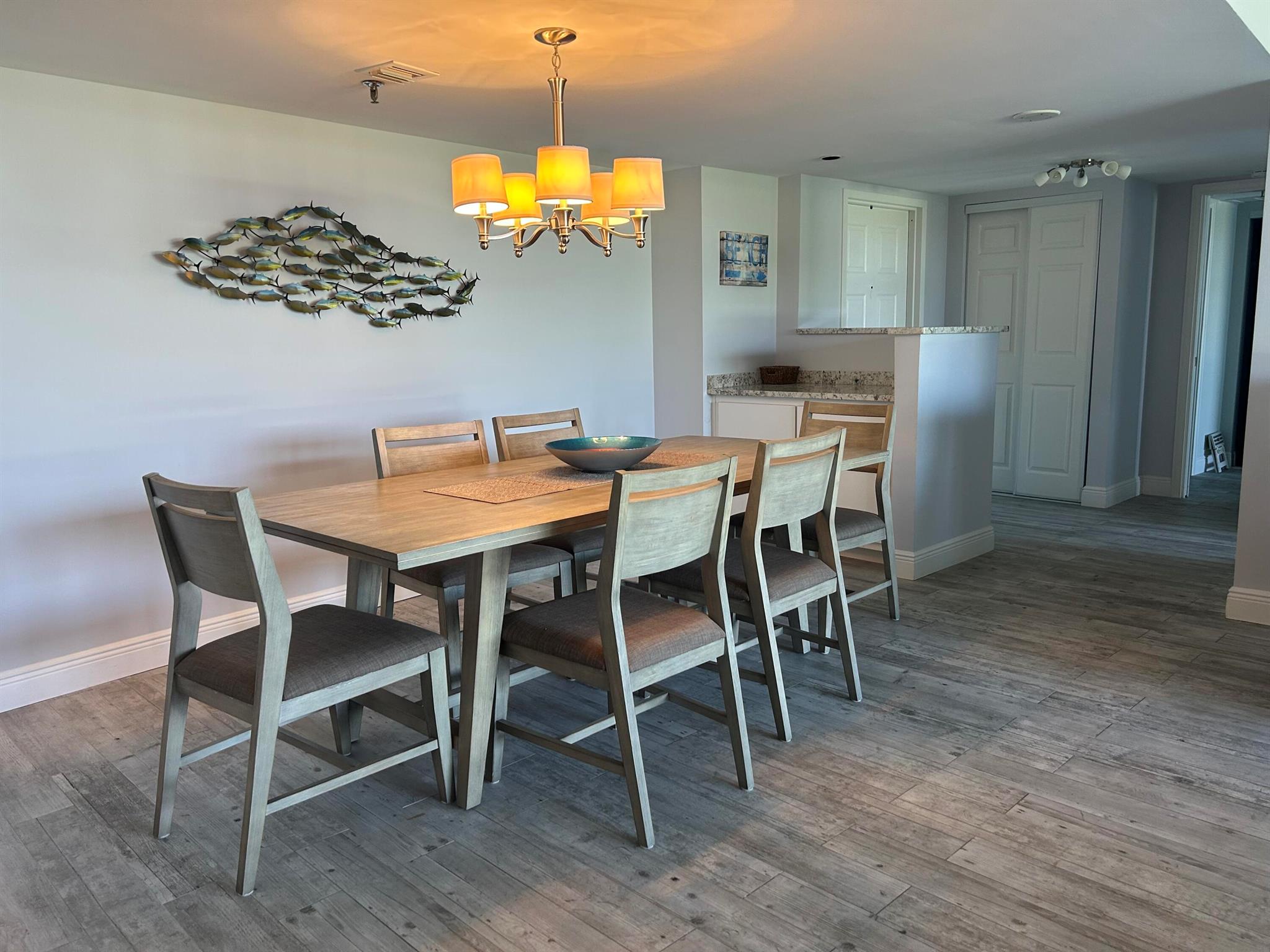 OCEANCREST CONDOMINIUM AP - Residential