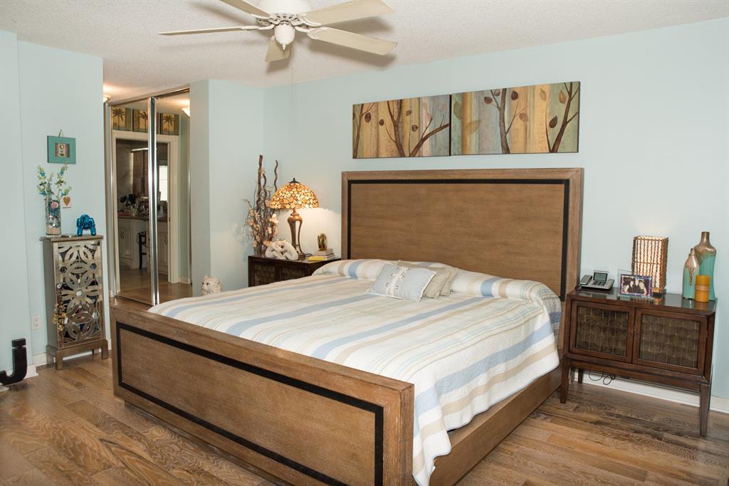 GREENBRIER AT INDIAN CREEK - Residential