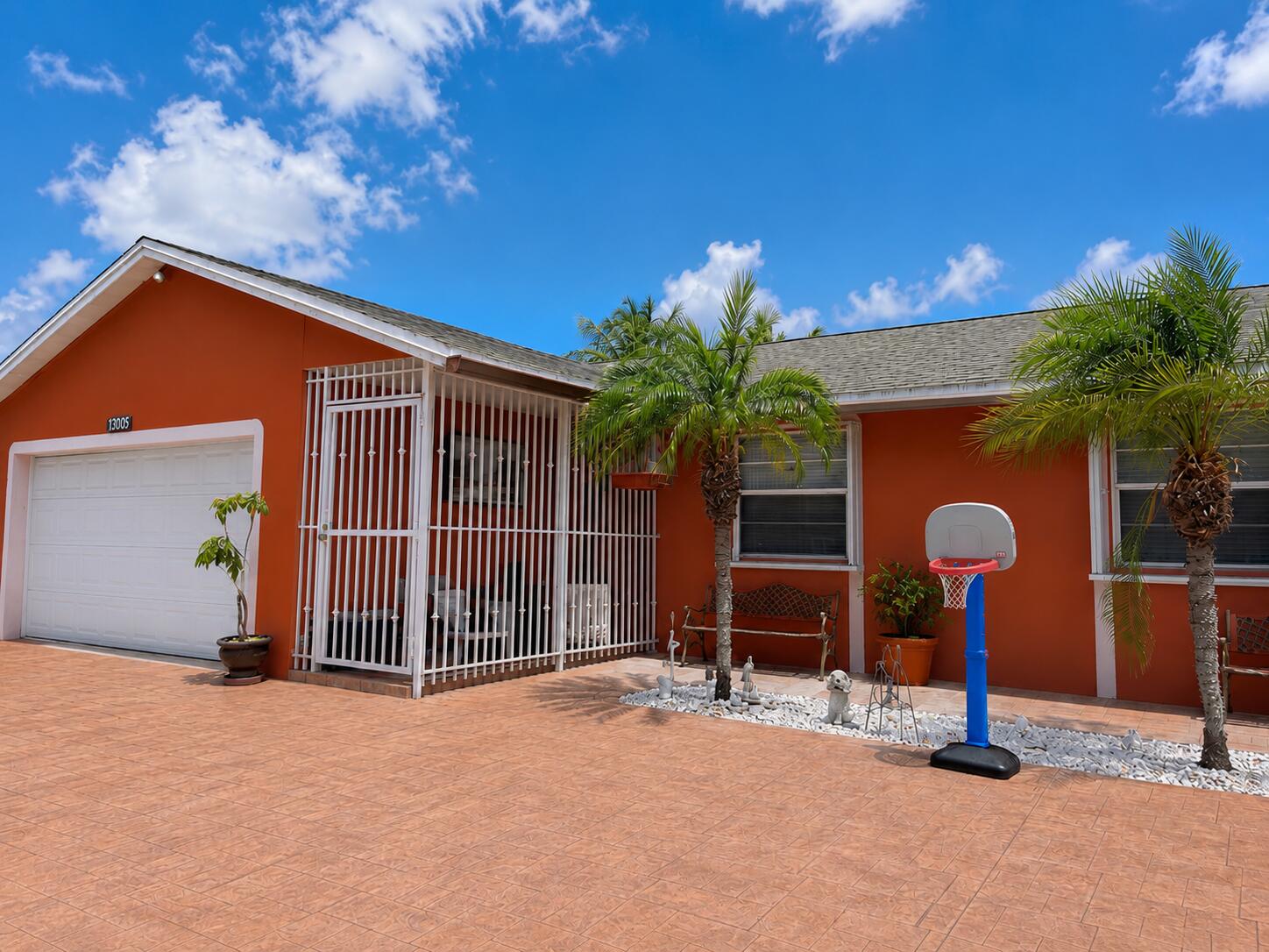 13205 SW 256th Street