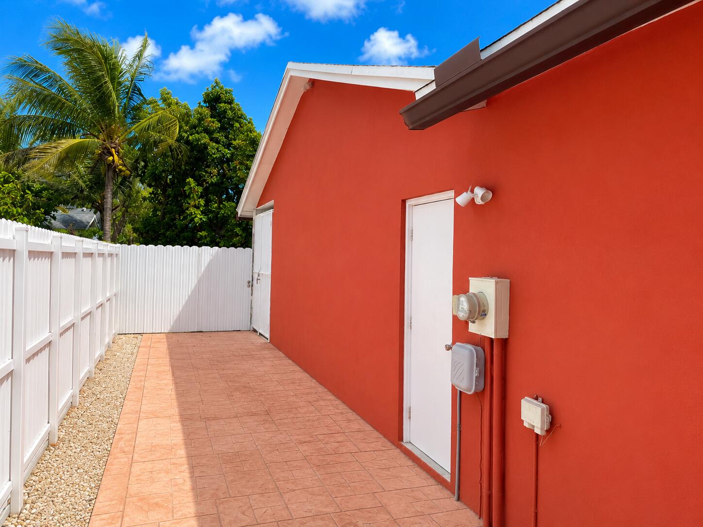 MEADOW WOOD MANOR SEC 6 - Residential