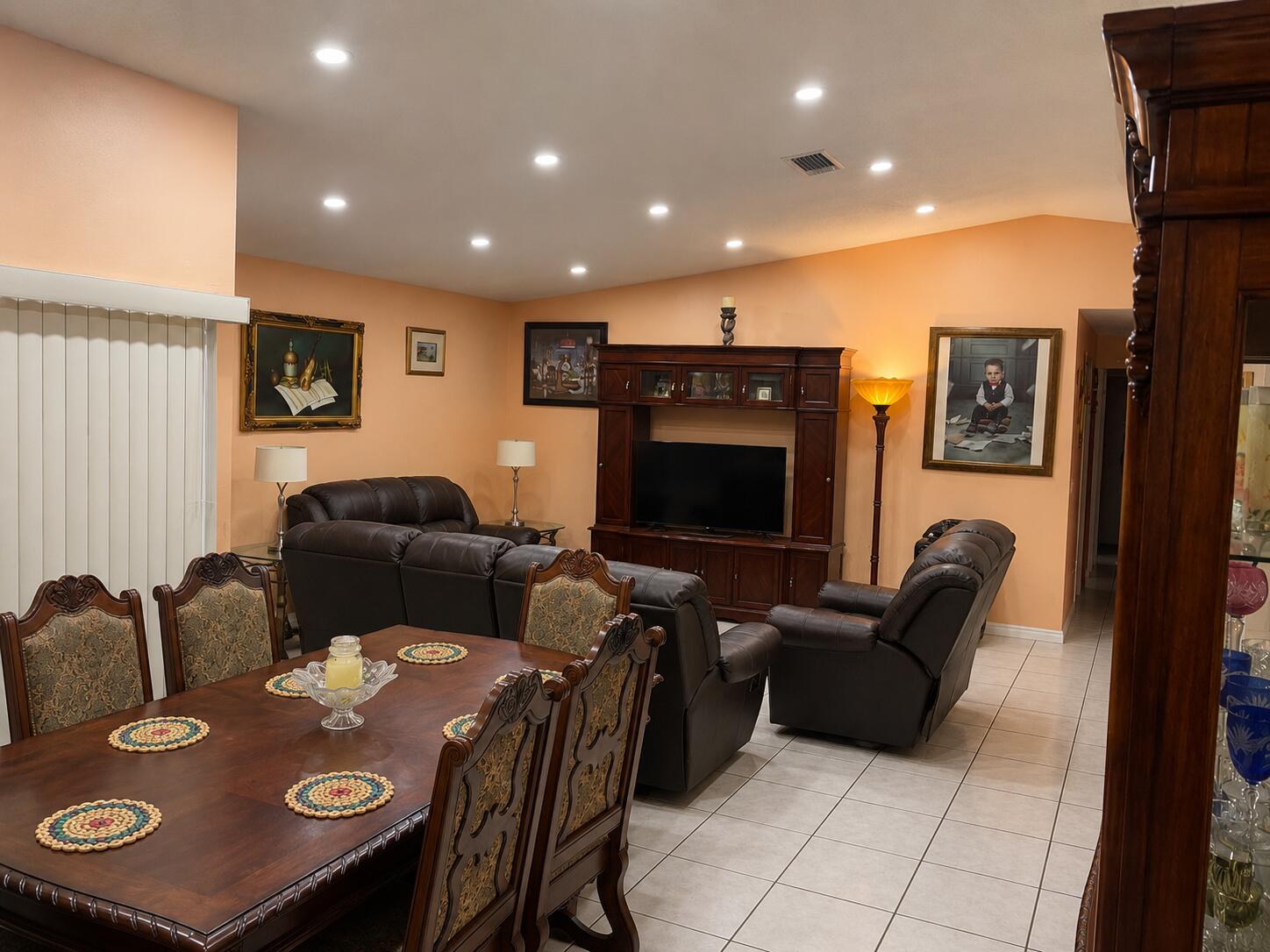 MEADOW WOOD MANOR SEC 6 - Residential