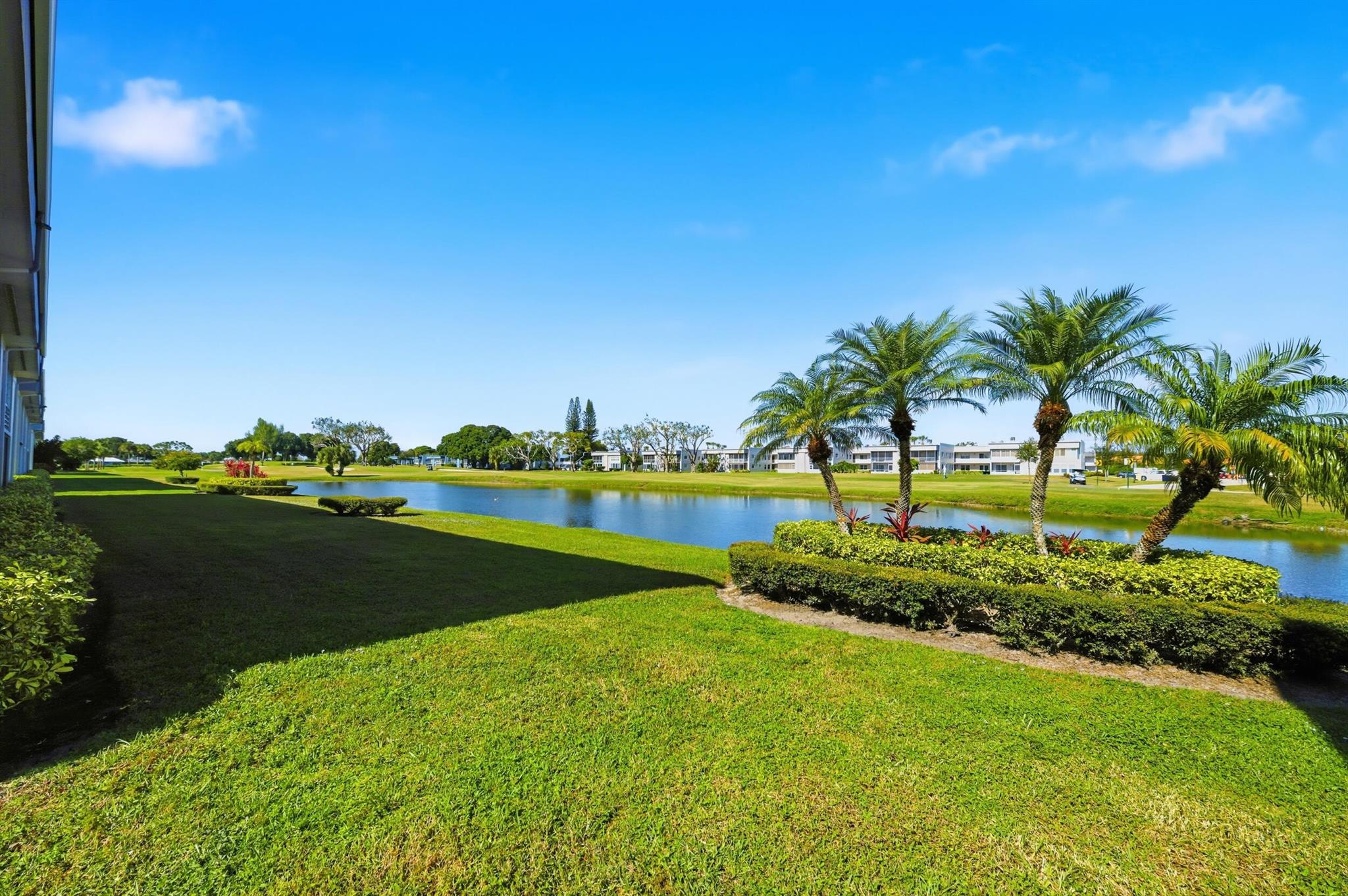 KINGS POINT PIEDMONT COND - Residential