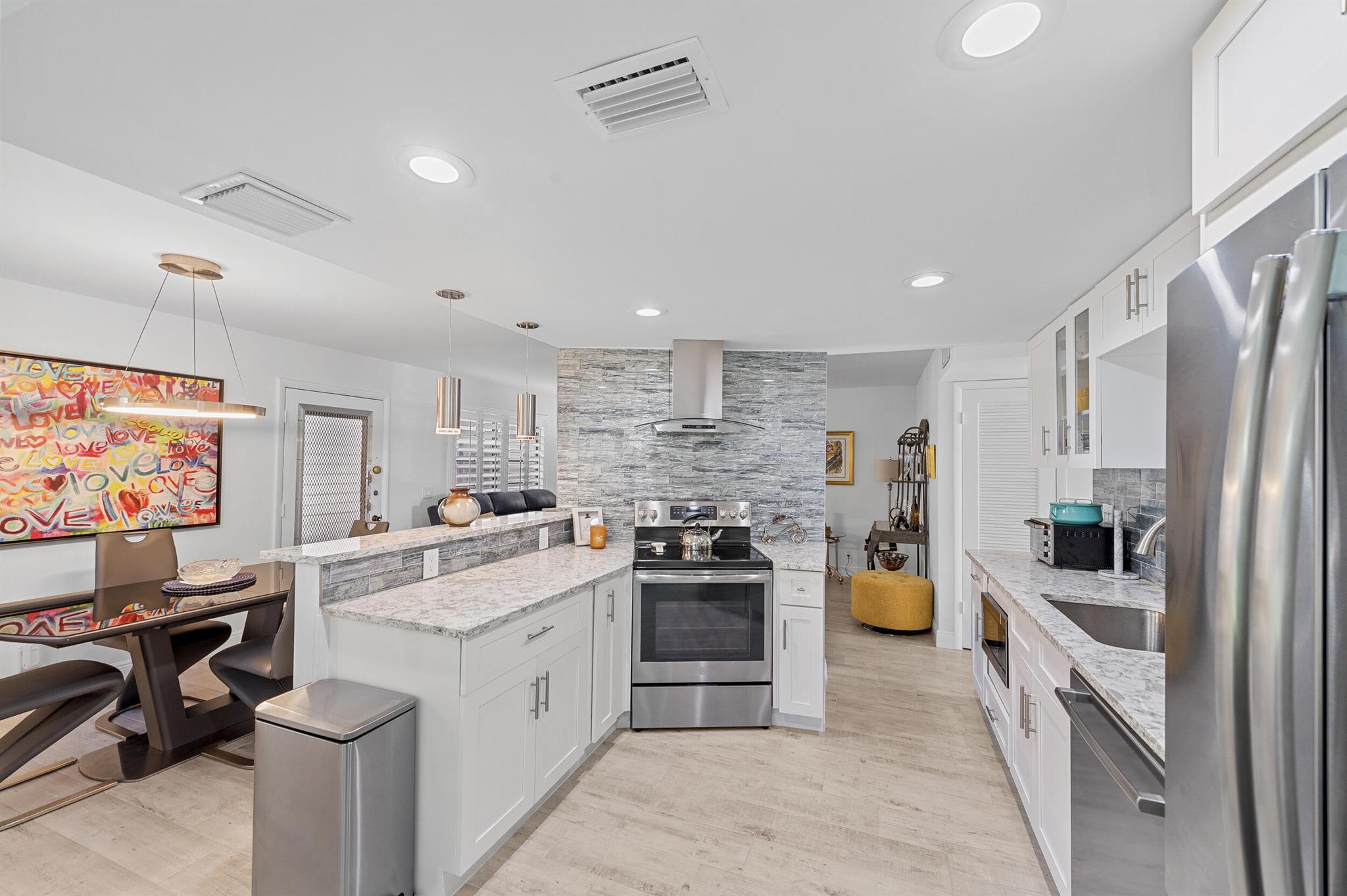 KINGS POINT PIEDMONT COND - Residential