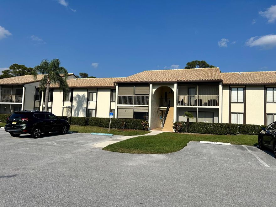 LOWEST PRICED 3/2 in Pine Ridge,Ground floor Condo, NO STEPS!!  . Well maintained and in good condition.  Located in highly desirable Pine Ridge of Martin Downs. Amenities include; Unmanned gate, Tennis, club house, pool and BBQ area This is an all age community.  Assigned parking spot right near the front door with plenty of guest parking available.