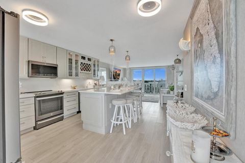 231 E Lantana Road 702 Lantana FL 33462