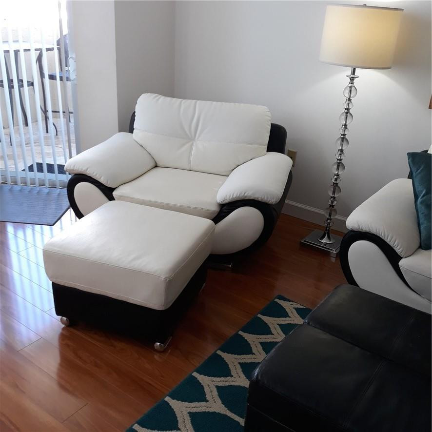 Las Olas By The River Con - Residential Lease