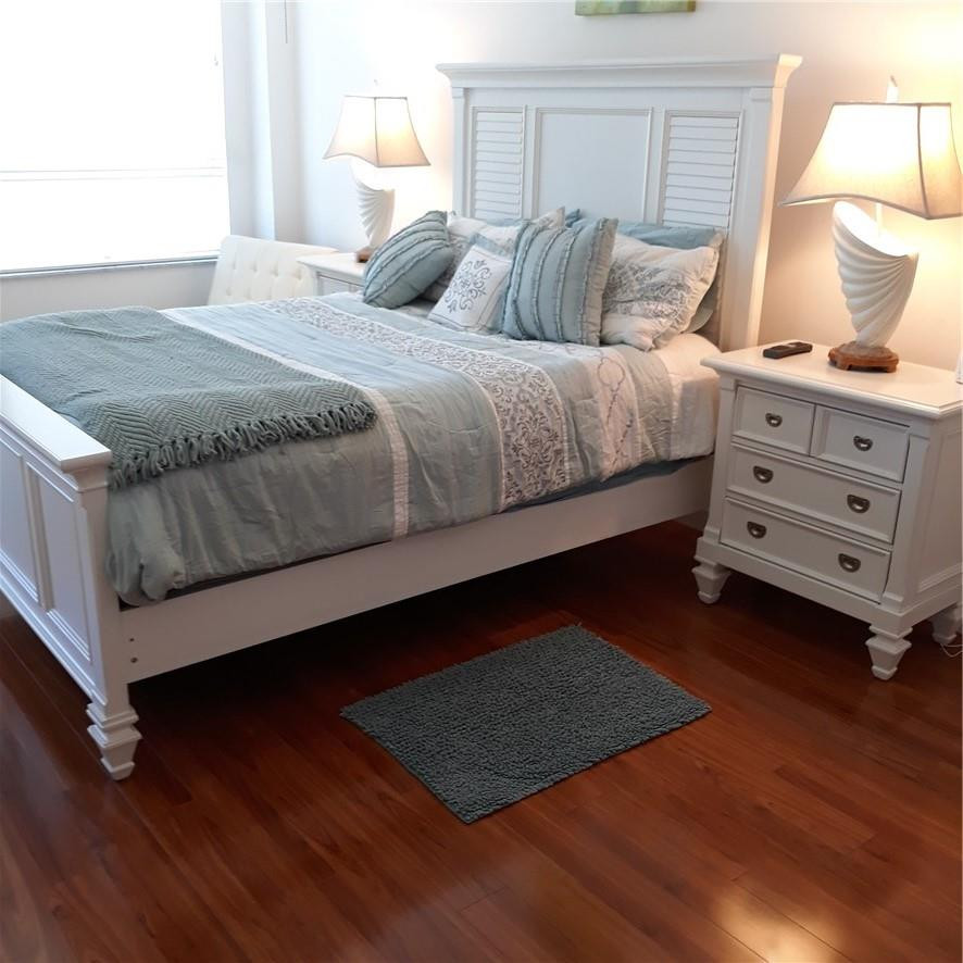 Las Olas By The River Con - Residential Lease