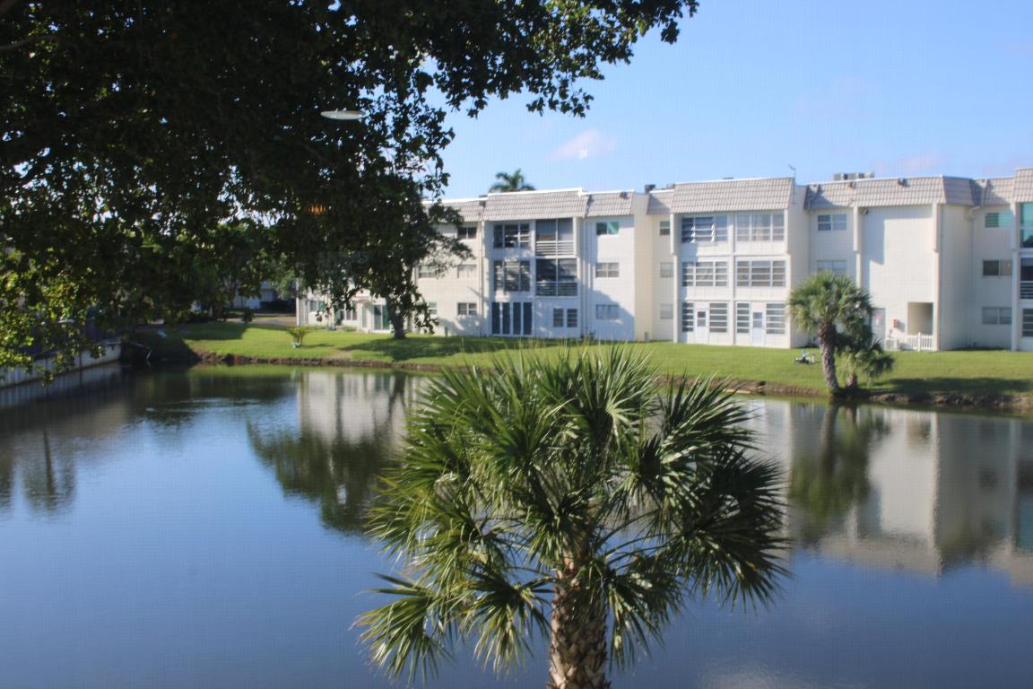 SUNRISE LAKES 59 CONDO - Residential Lease