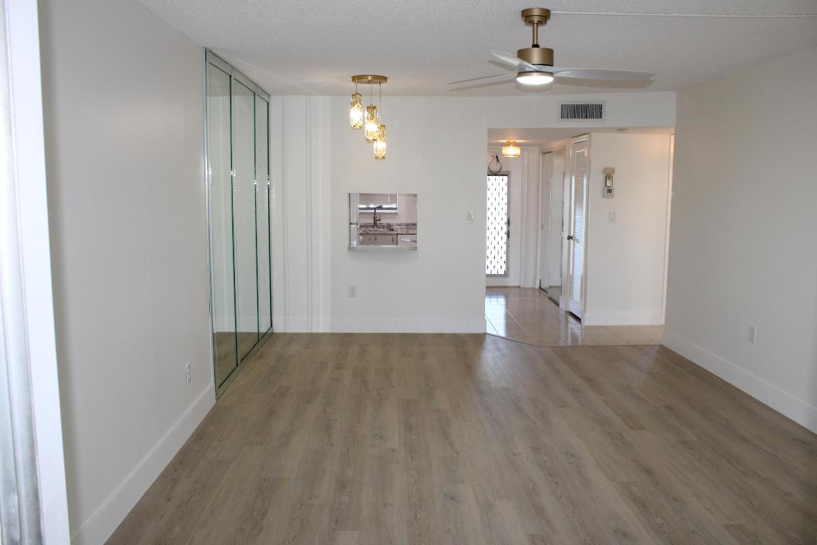 SUNRISE LAKES 59 CONDO - Residential Lease