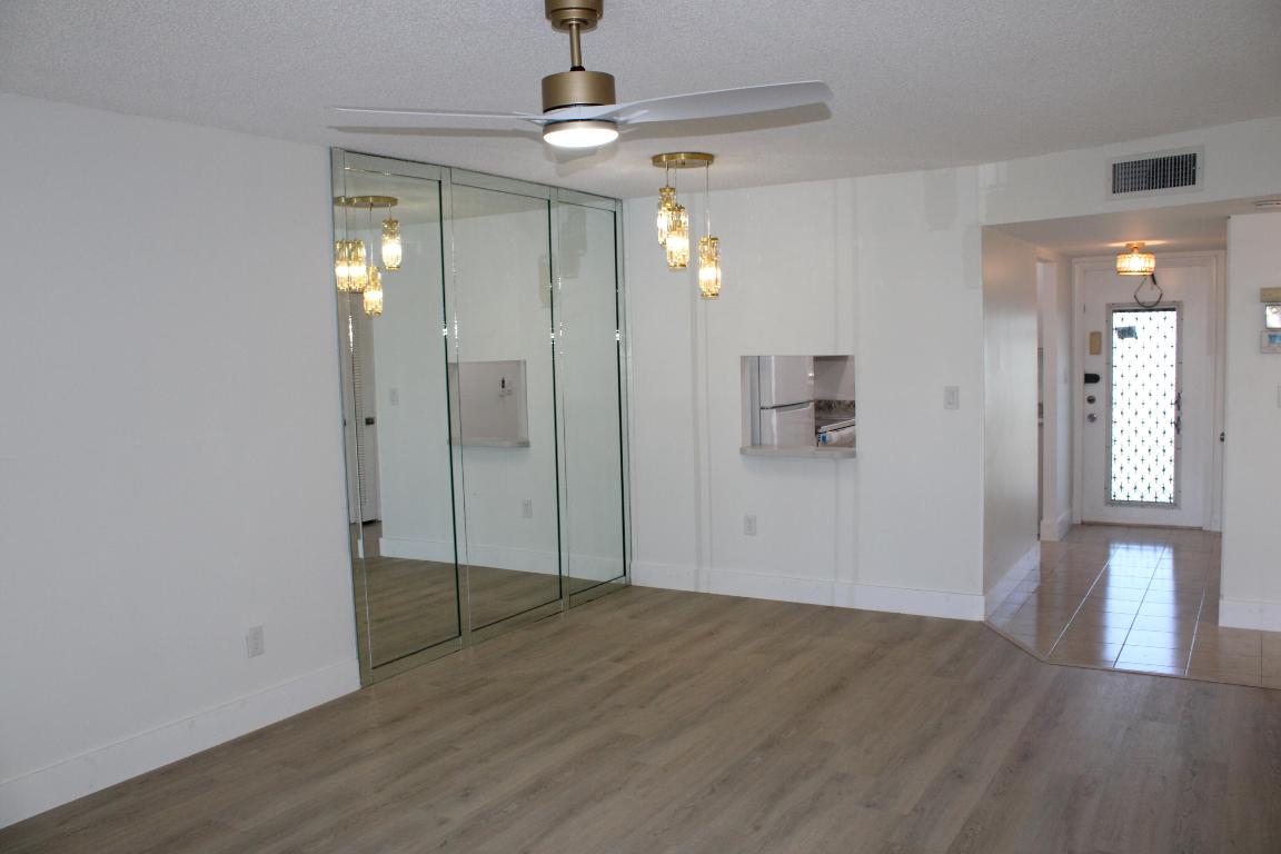 SUNRISE LAKES 59 CONDO - Residential Lease