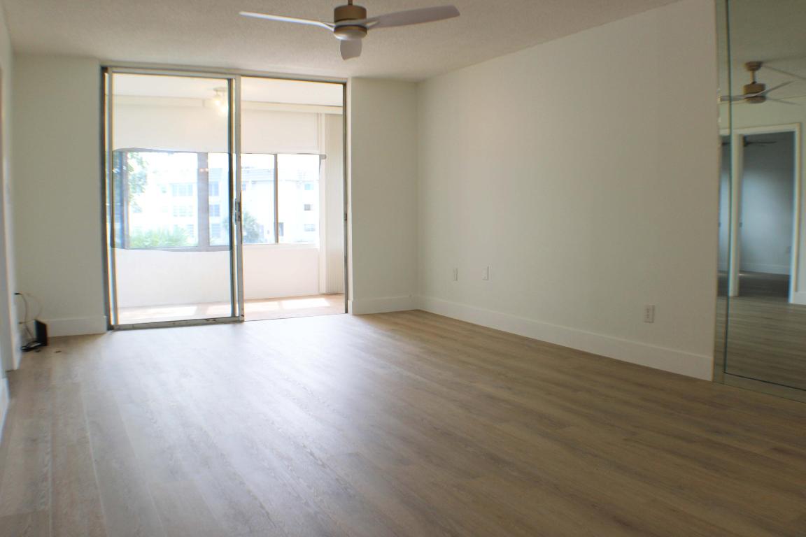 SUNRISE LAKES 59 CONDO - Residential Lease