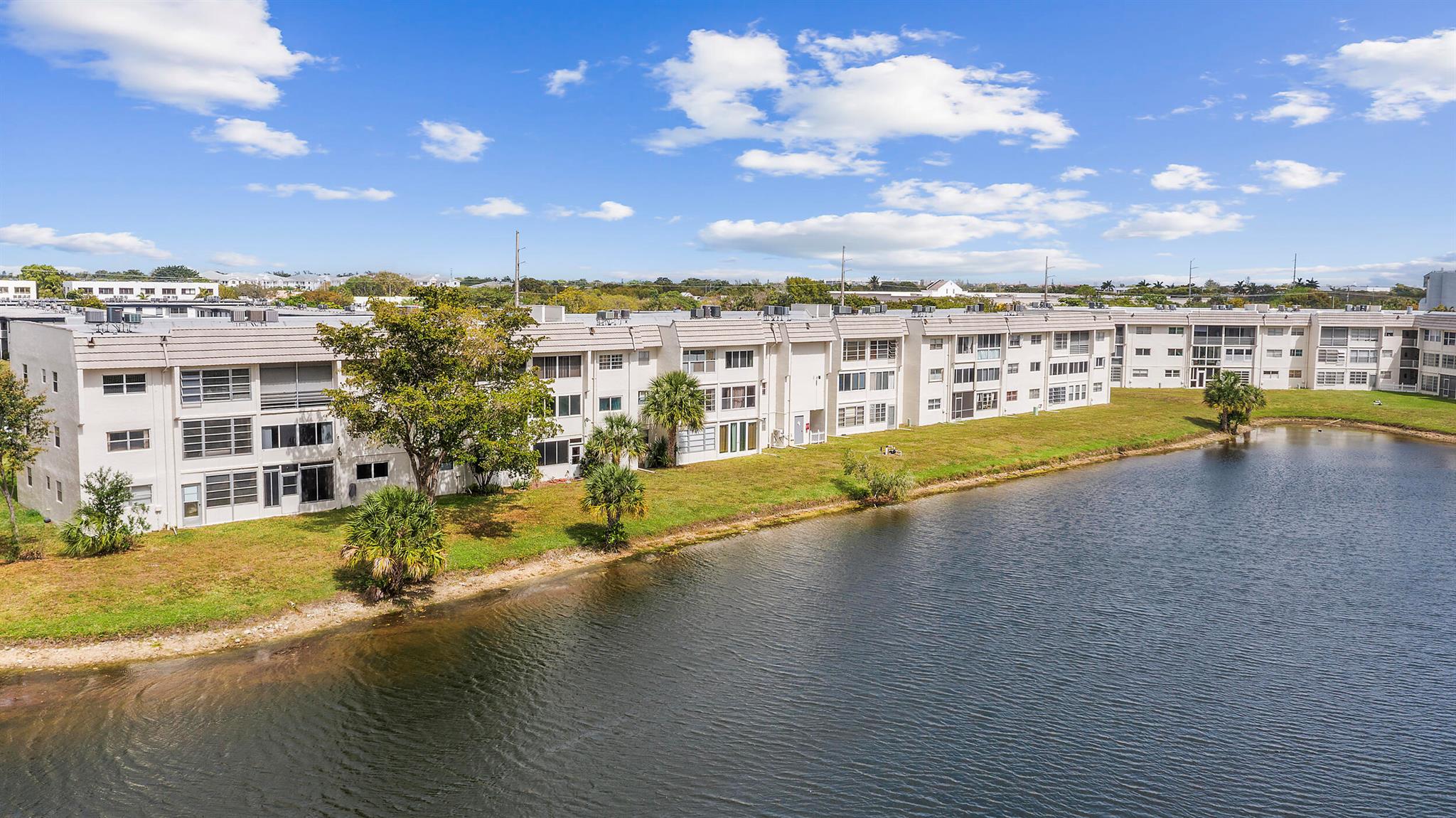 SUNRISE LAKES 59 CONDO - Residential Lease