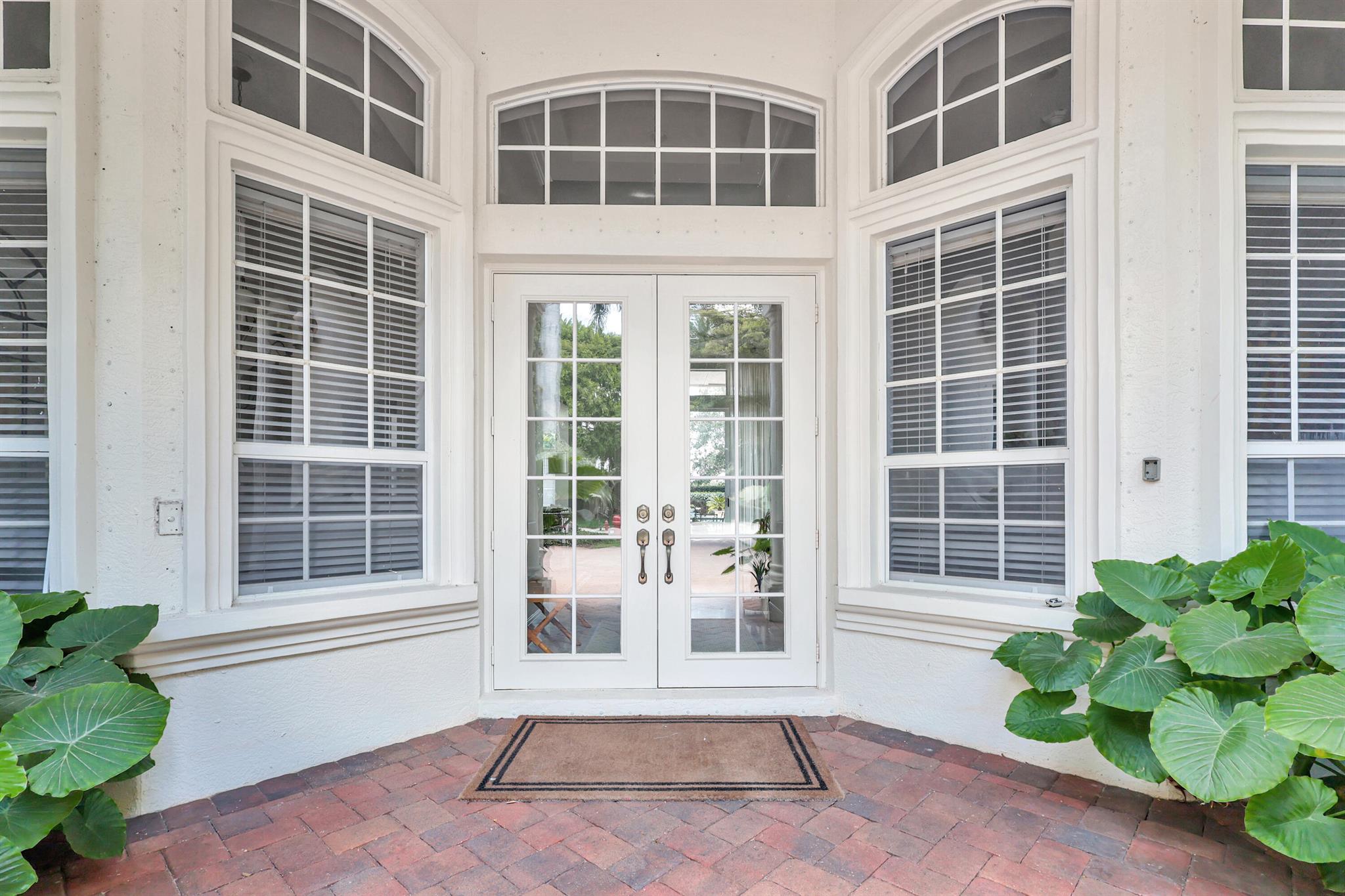 HUNTERS CHASE OF PALM BEA - Residential