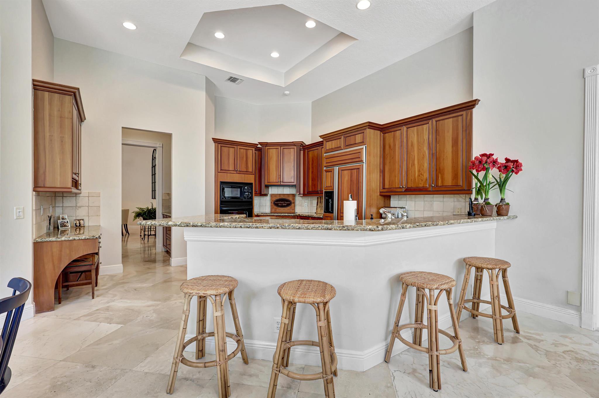 HUNTERS CHASE OF PALM BEA - Residential