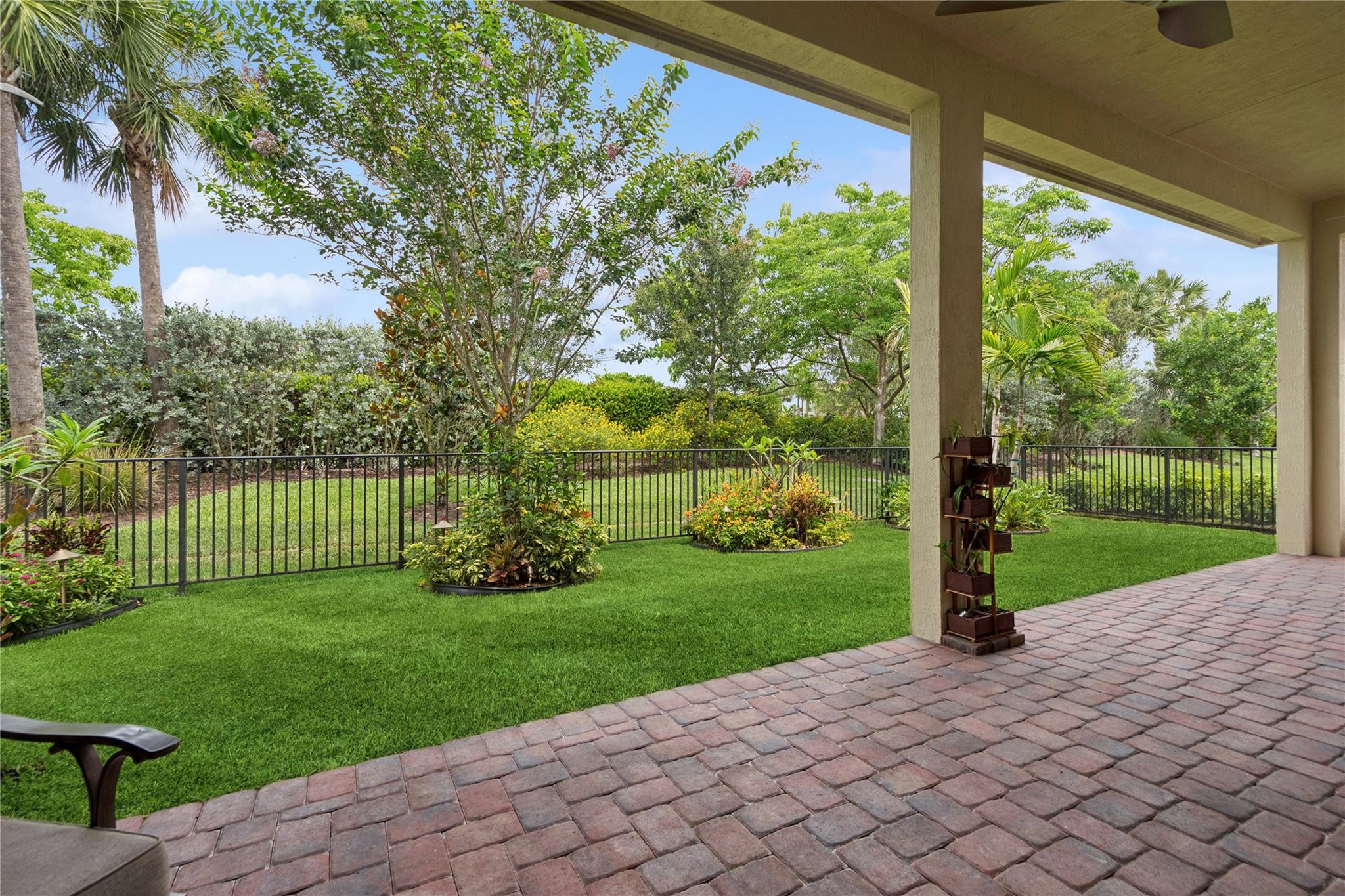 Parkland Royale 182-60 B - Residential