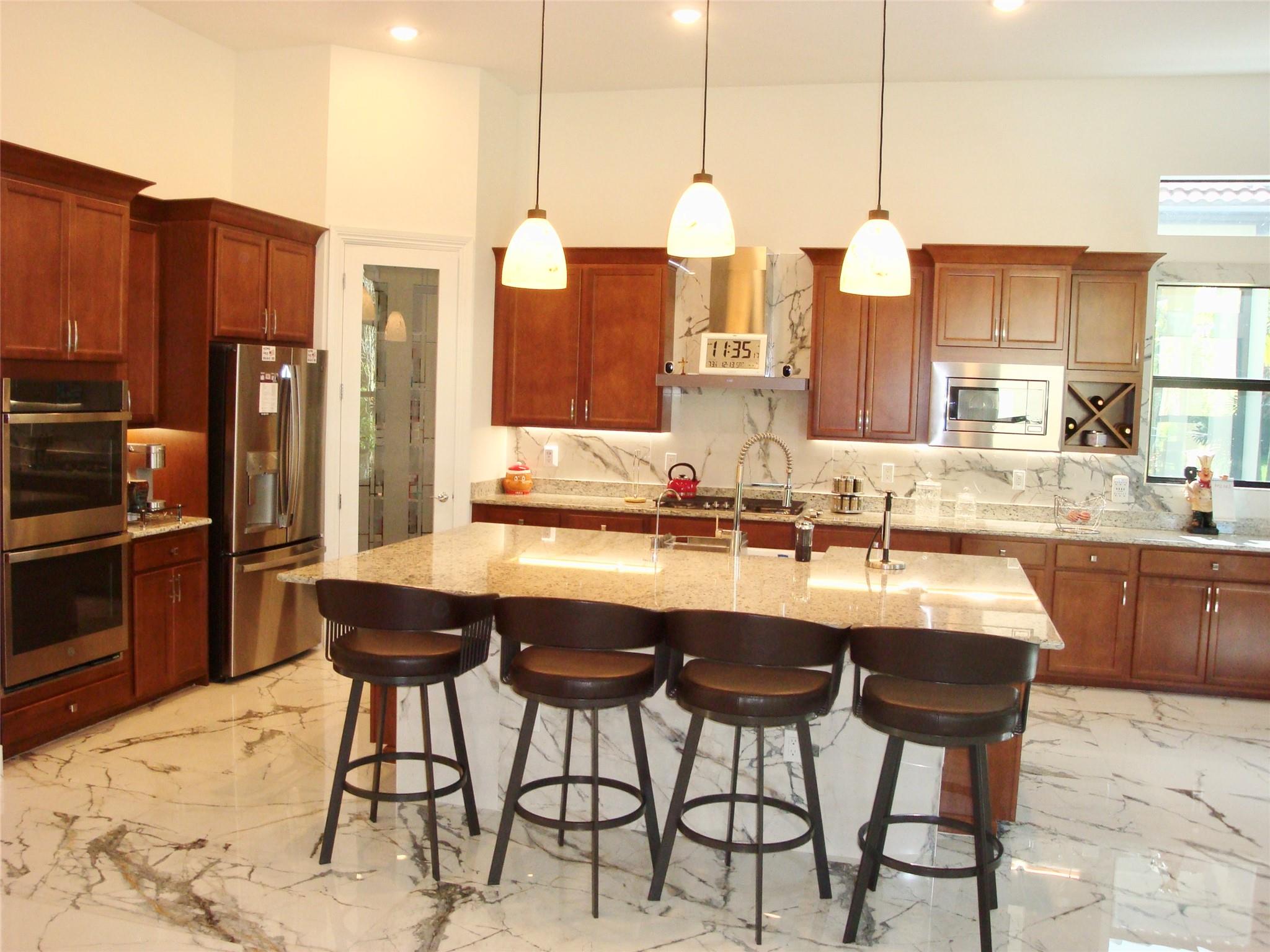 Parkland Royale 182-60 B - Residential