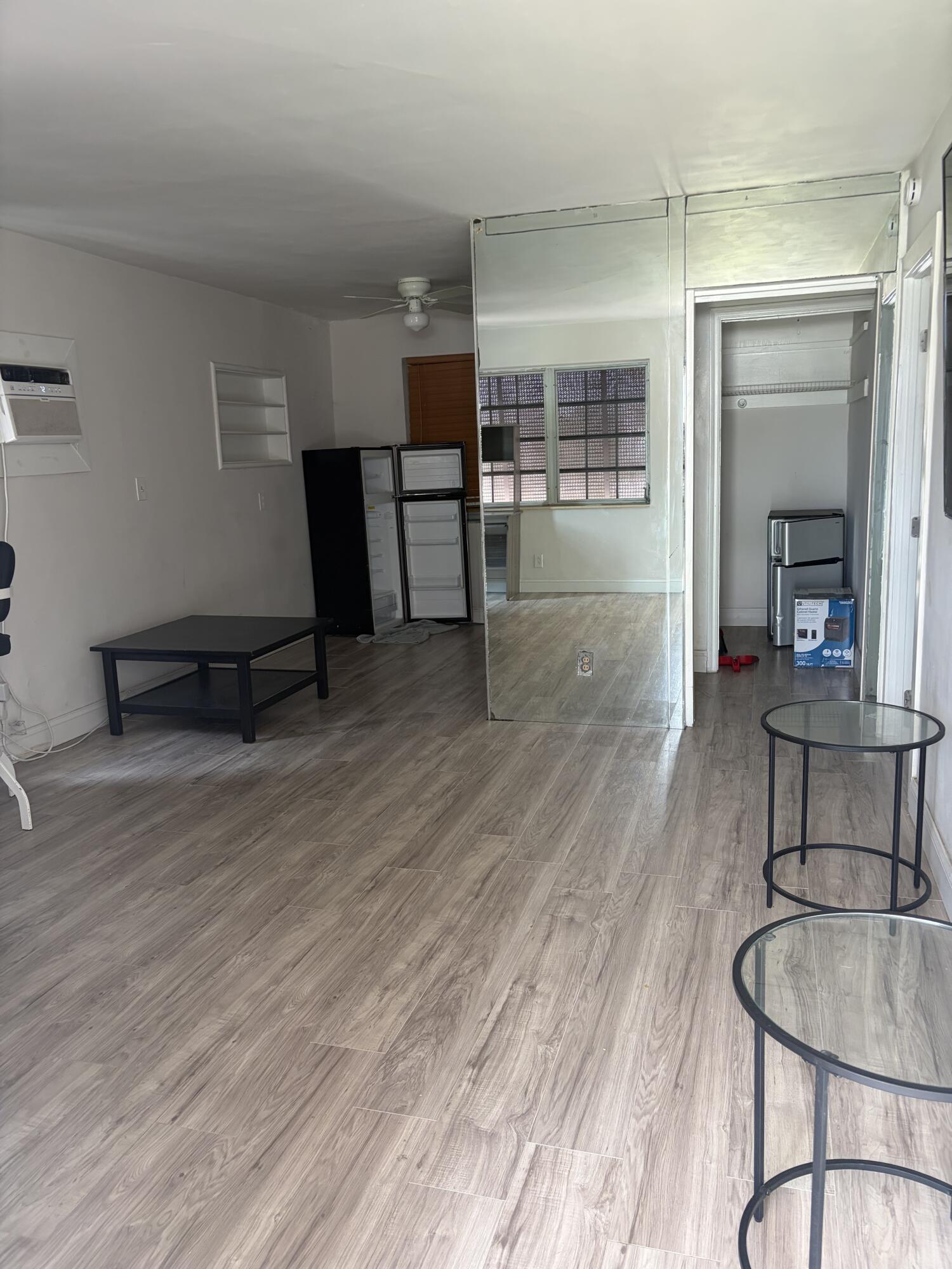 HOLLYWOOD CENTRAL BEACH - Residential Lease