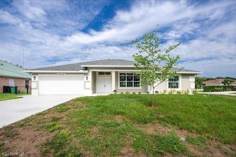 A home in Port St Lucie