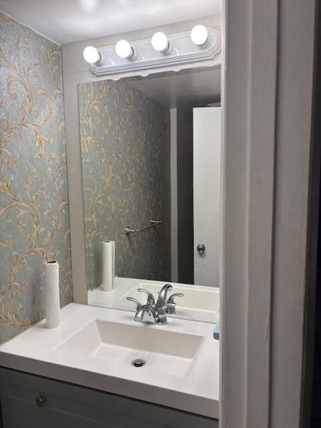 Photo of 3730 Woodside Dr, Coral Springs, FL 33065 (MLS # F10512090)