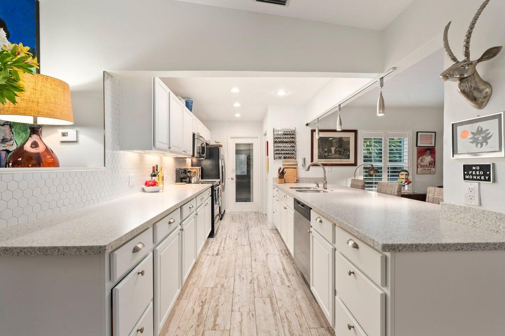 Photo of 5551 SE Nassau Terrace, Stuart, FL 34997 (MLS # R11097633)