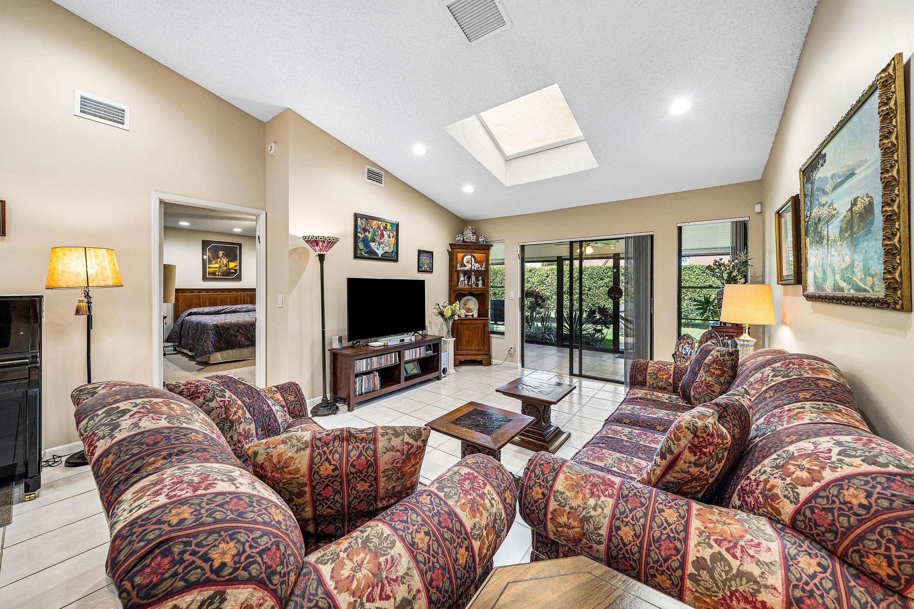 PALM CHASE LAKES CONDO - Residential