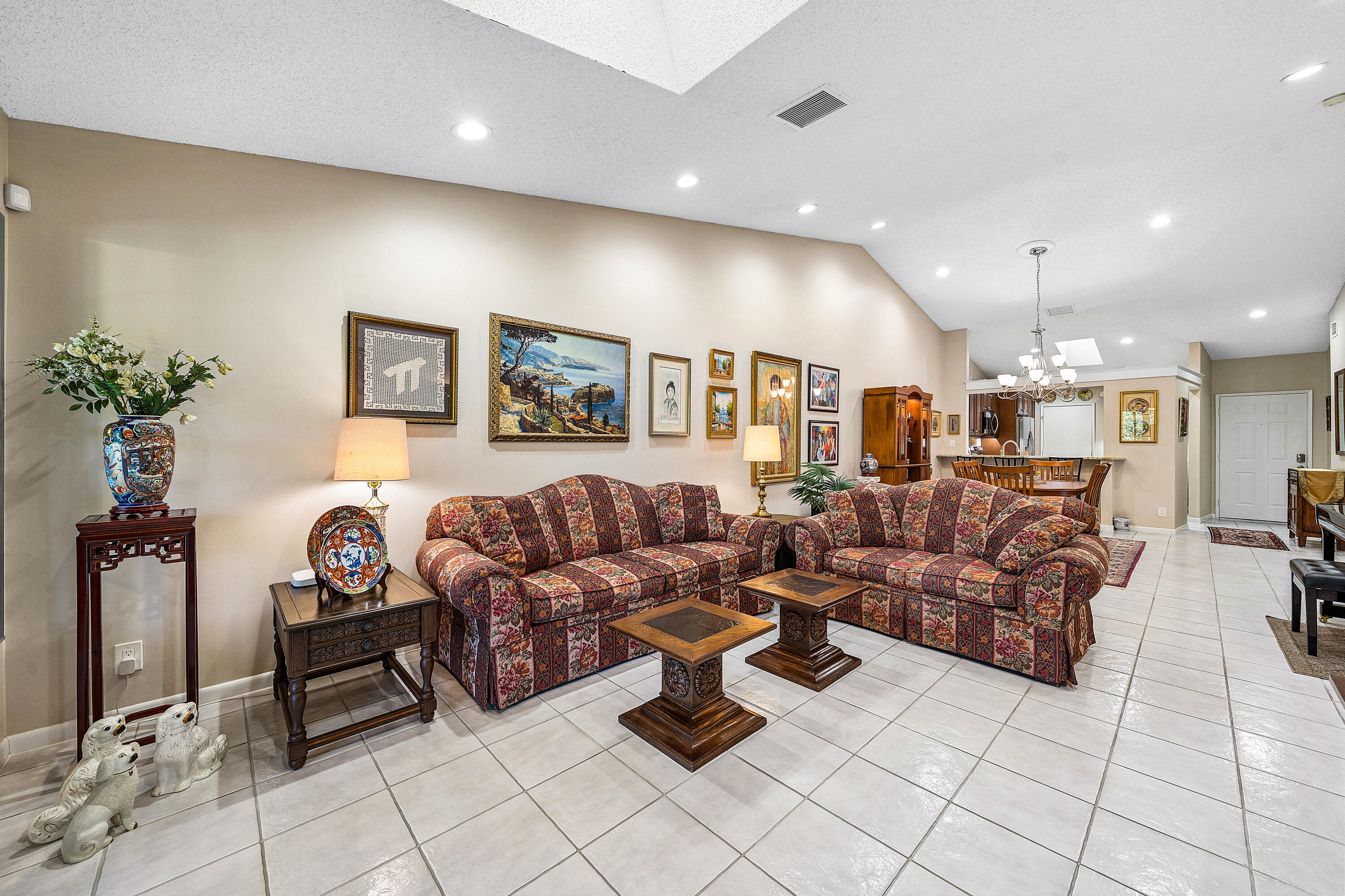 PALM CHASE LAKES CONDO - Residential