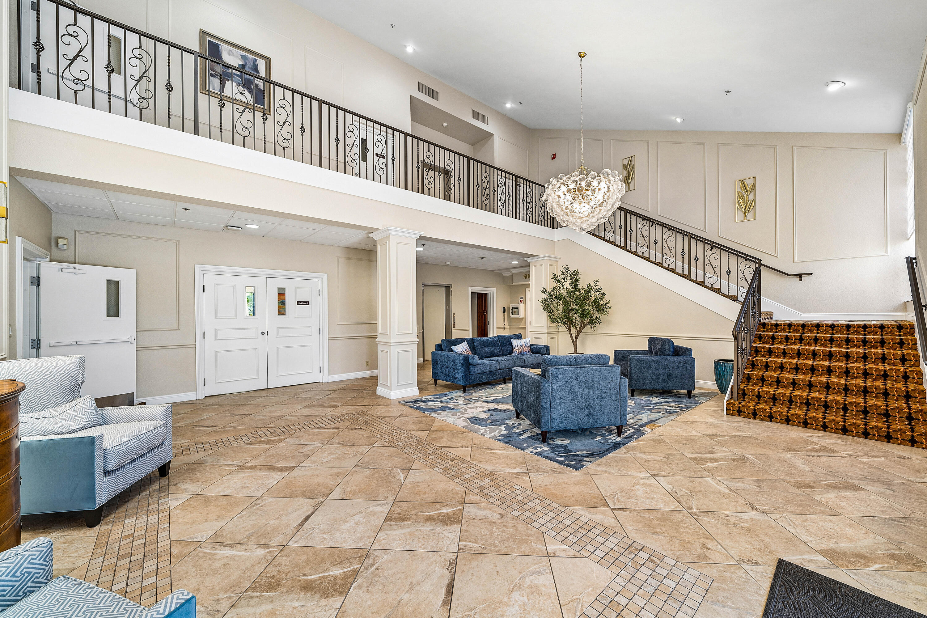 PALM CHASE LAKES CONDO - Residential