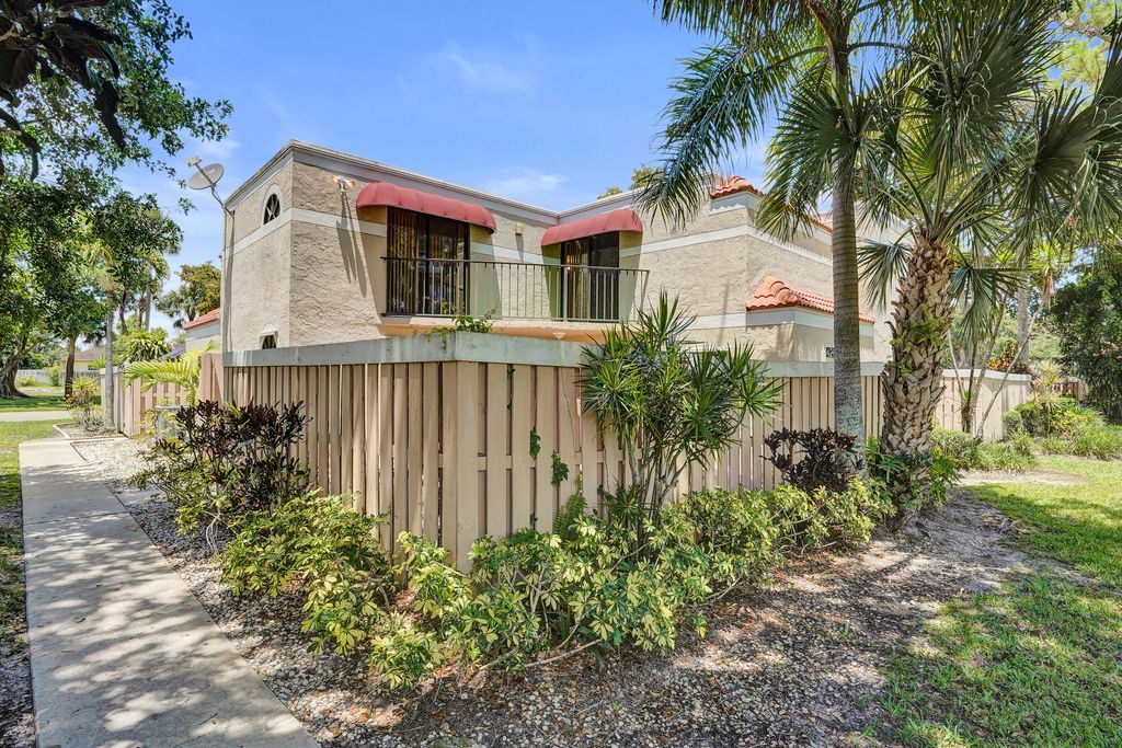 Photo of 4260 Village Drive #D, Delray Beach, FL 33445 (MLS # B26029503)