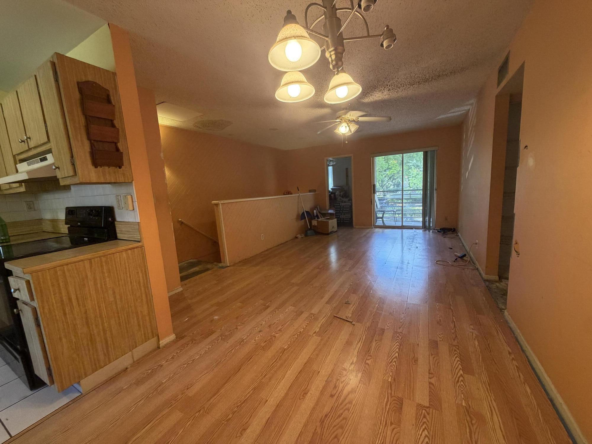 GARDENS NORTH ONE CONDO - Residential