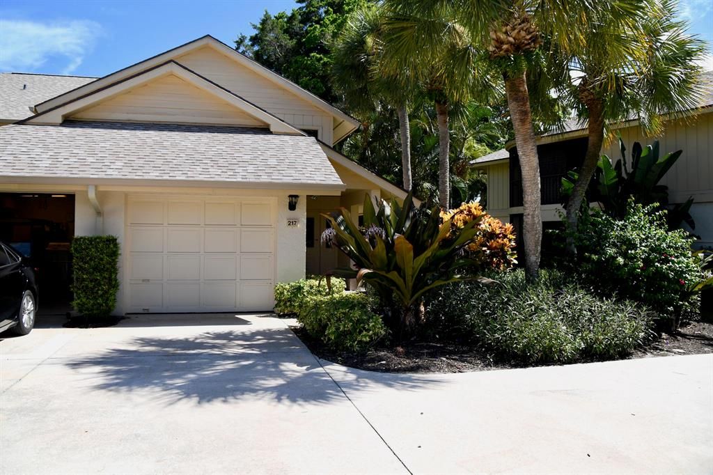 Photo of 17138 Waterbend Drive #217, Jupiter, FL 33477 (MLS # R10819387)