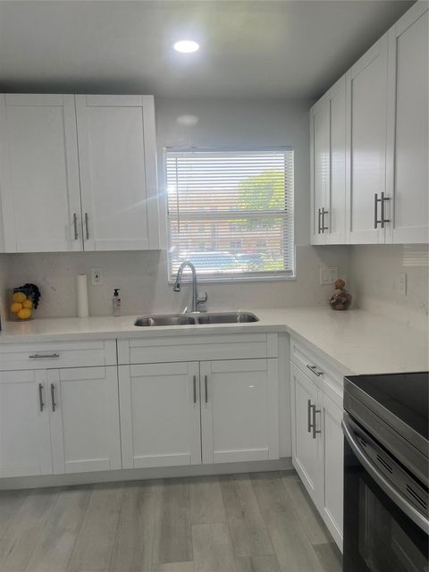 8300 S Sunrise Lakes Blvd 108 Sunrise FL 33322