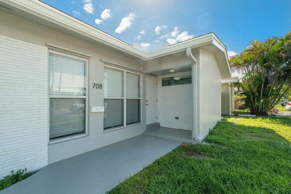 Available 8/15 in Downtown Pompano Beach EAST OF FEDERAL HWY! No HOA approval. Water, sewer, landscaping and trash removal included. This property was renovated from top to bottom including a brand new open kitchen with modern cabinetry, quartz countertops, and stainless steel appliances. Upgrades include new tile floors, new bathroom, new landscaping, and a newly installed white privacy fence. New full size W/D located IN UNIT. Owner installed dishwasher and new driveway since these pictures were taken! This unit features 2 Bedrooms, 1 Bathroom, and 1,000+ Living Sqft with a FENCED-IN BACKYARD! Quick access to highways and located just minutes from parks, shopping, endless restaurants, the beach and A1A, and Pompano's famous Pier. Offered unfurnished for flexible lease terms! Call today.