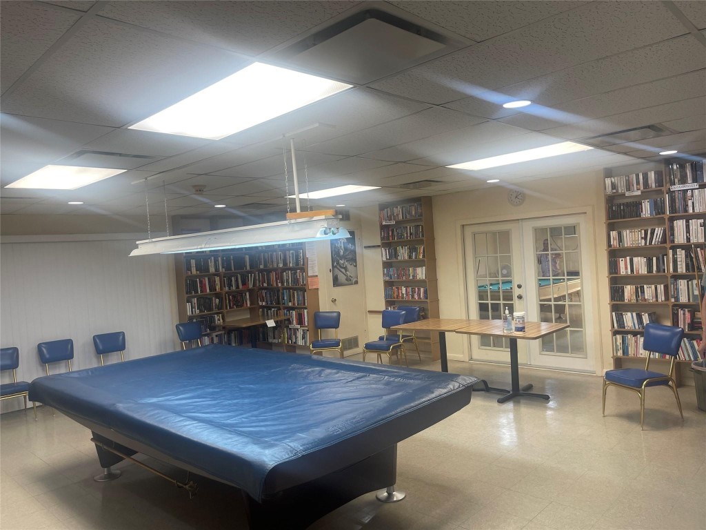 MAR-LEN GARDENS - Residential