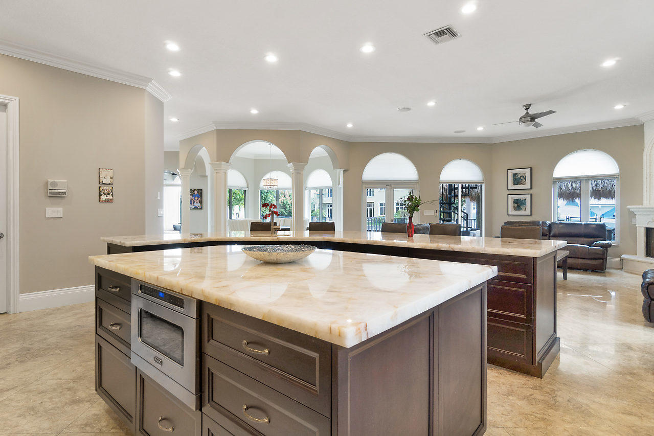 TROPIC ISLE 2ND SEC - Residential