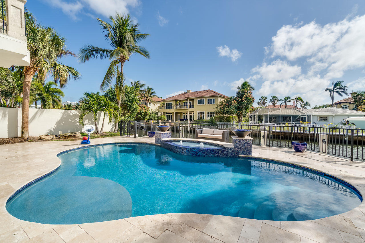 TROPIC ISLE 2ND SEC - Residential