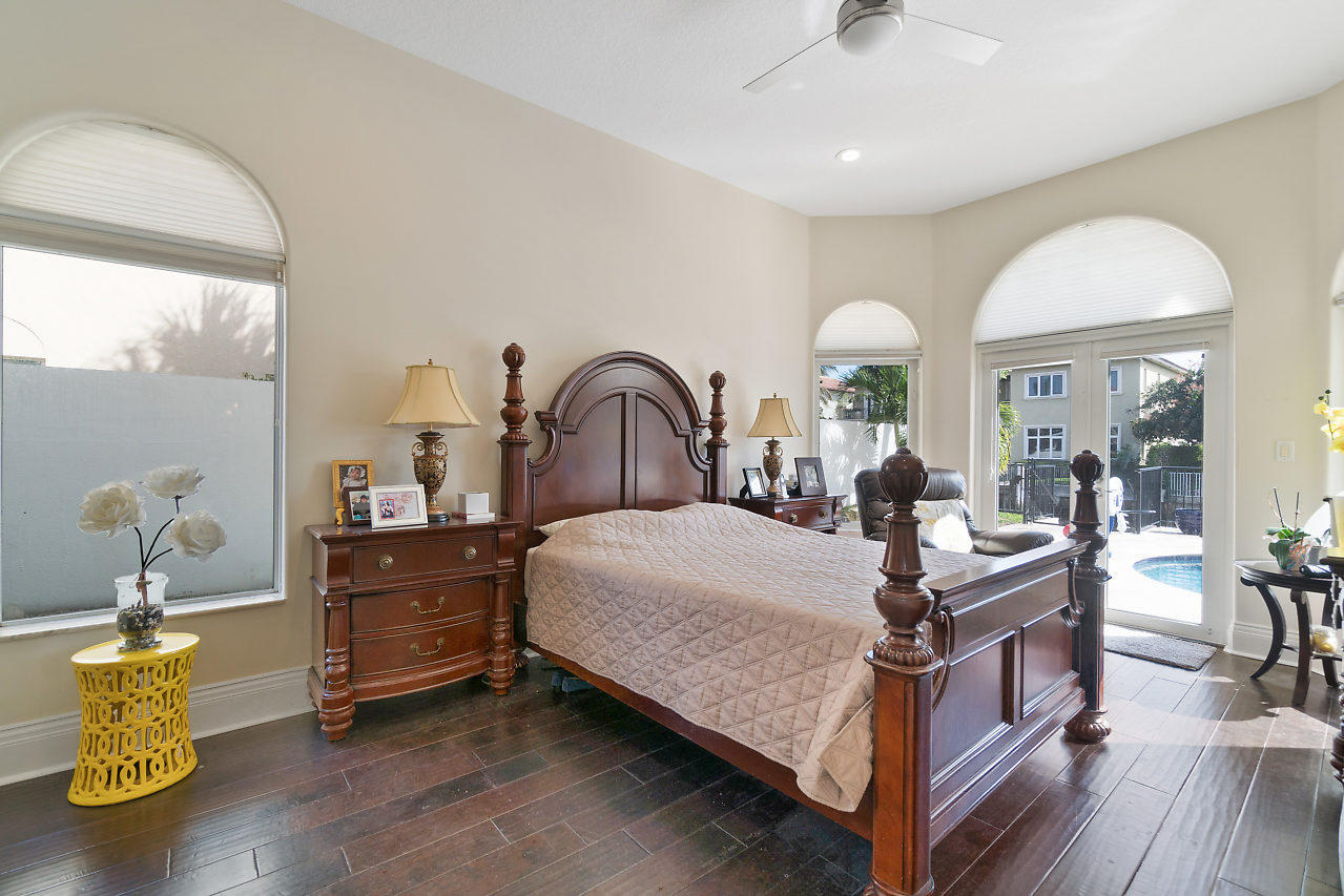 TROPIC ISLE 2ND SEC - Residential