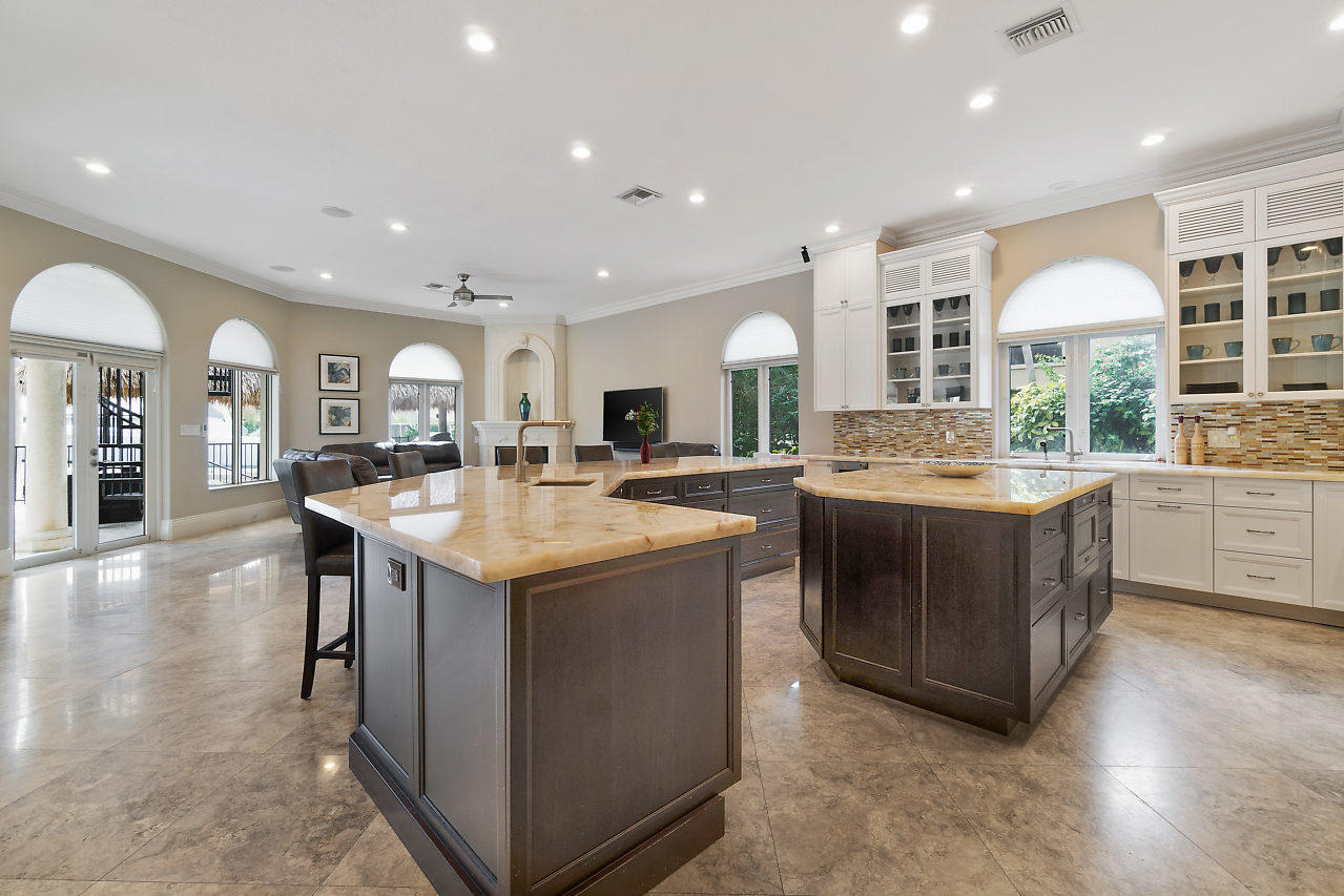 TROPIC ISLE 2ND SEC - Residential