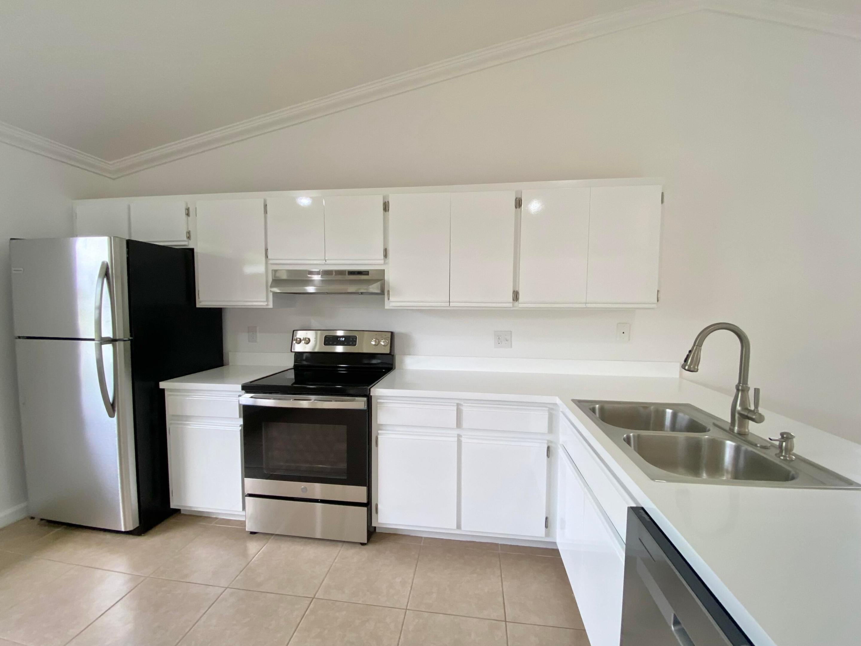 INDIAN TRAIL ESTATES UNIT 1 - Residential Lease