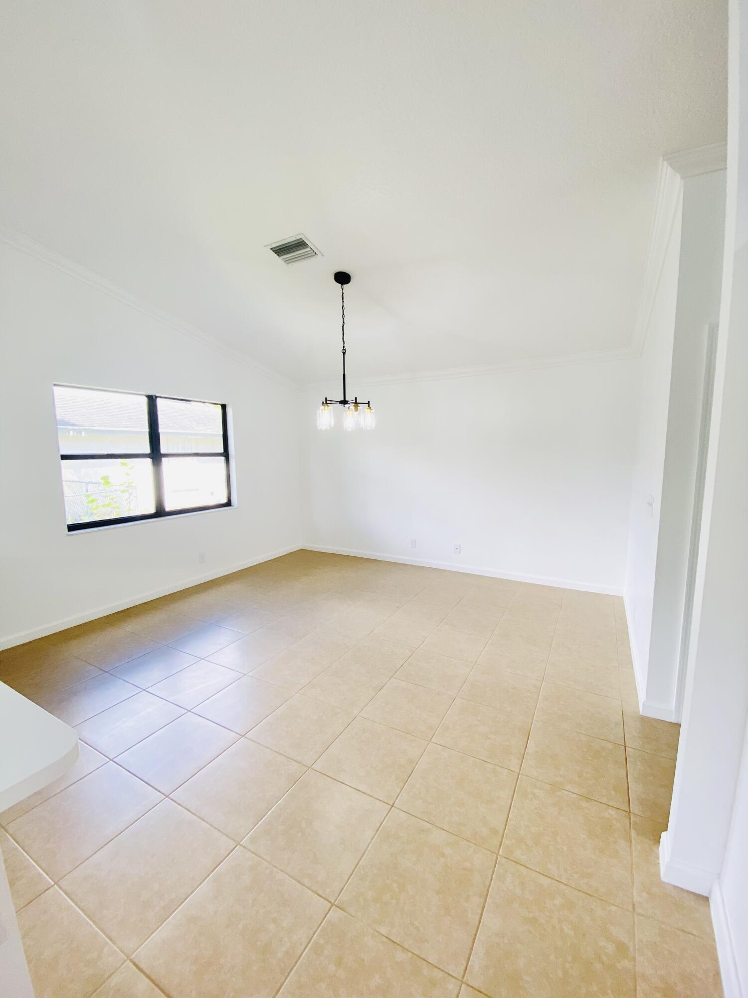 INDIAN TRAIL ESTATES UNIT 1 - Residential Lease