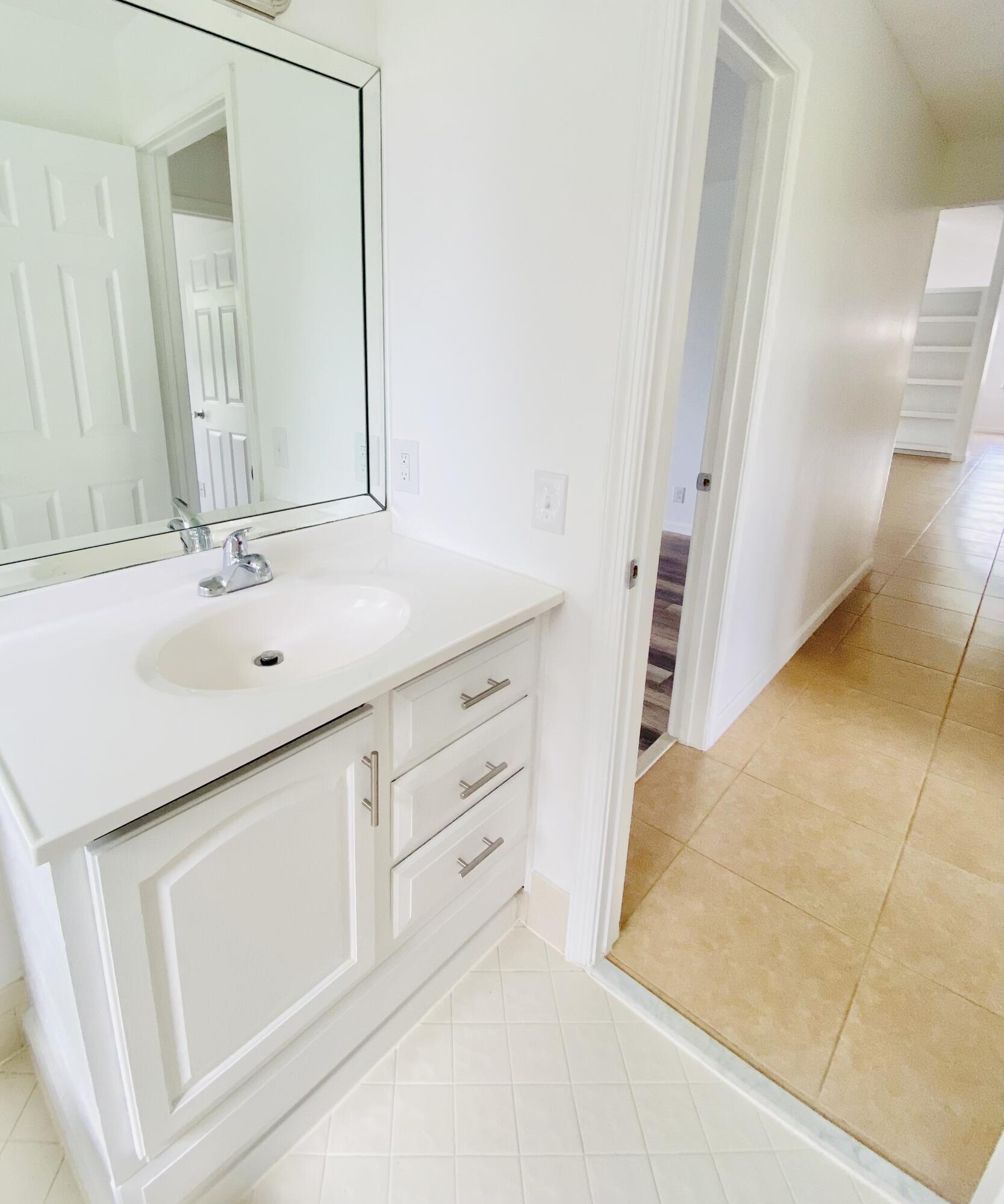 INDIAN TRAIL ESTATES UNIT 1 - Residential Lease