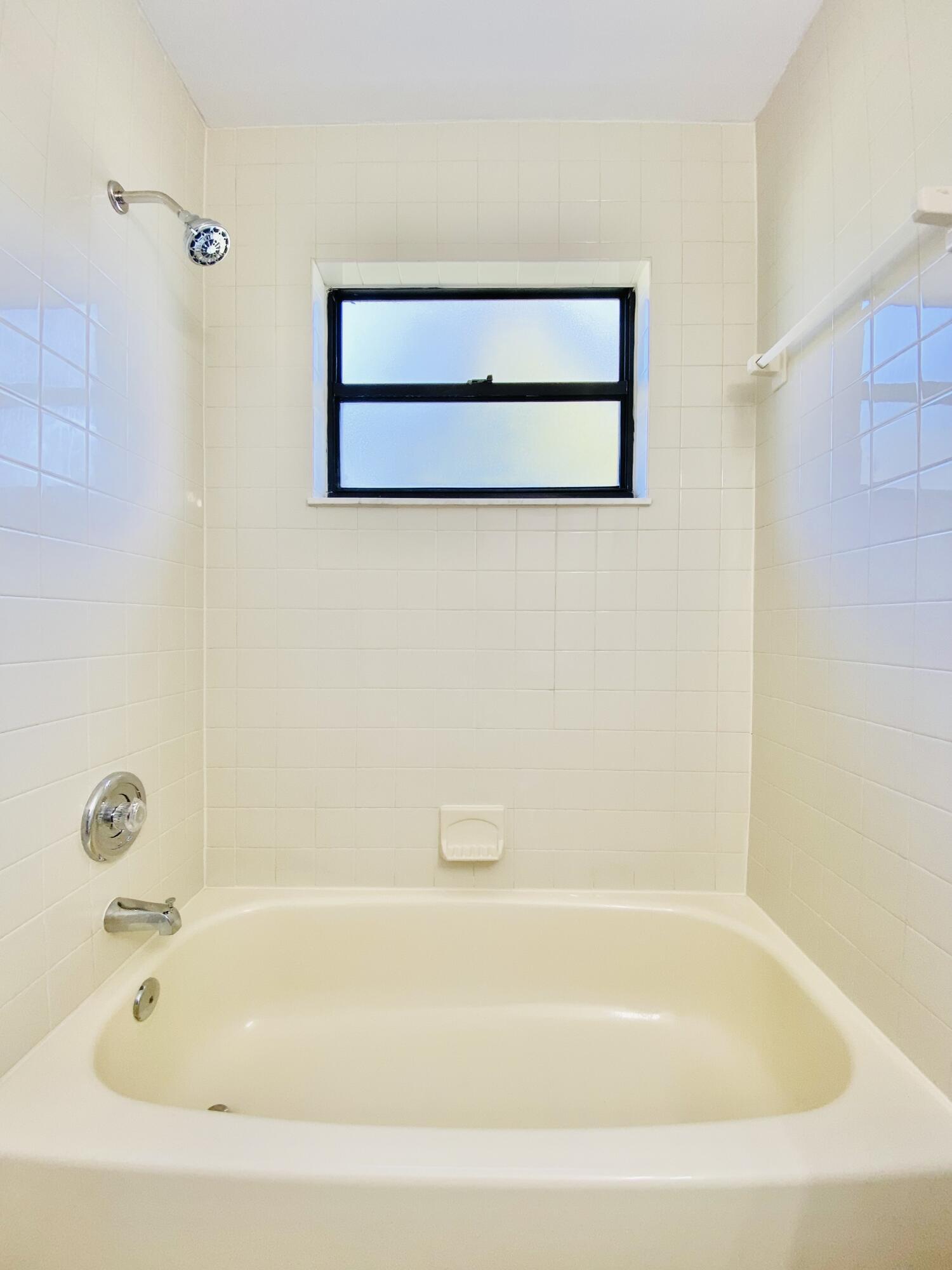 INDIAN TRAIL ESTATES UNIT 1 - Residential Lease