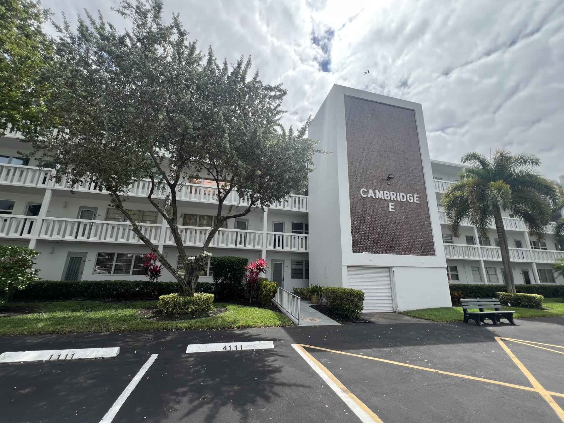 CAMBRIDGE E CONDO - Residential