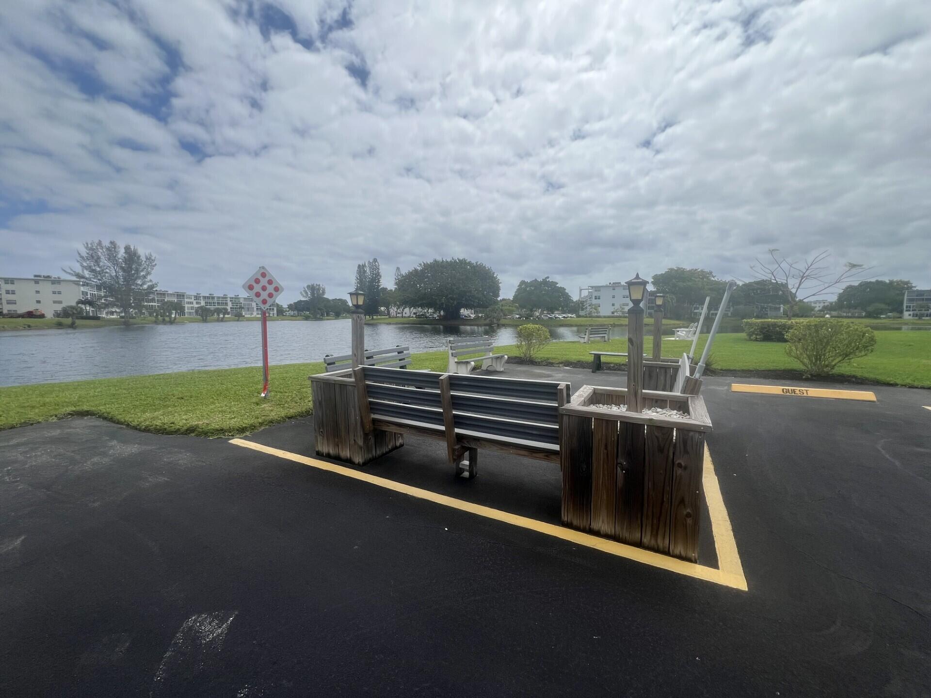 CAMBRIDGE E CONDO - Residential